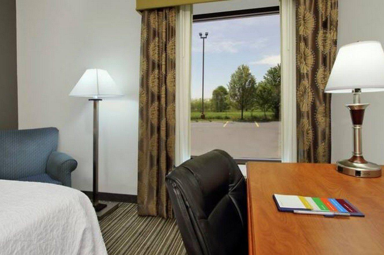 Hampton Inn Ashtabula Austinburg Экстерьер фото