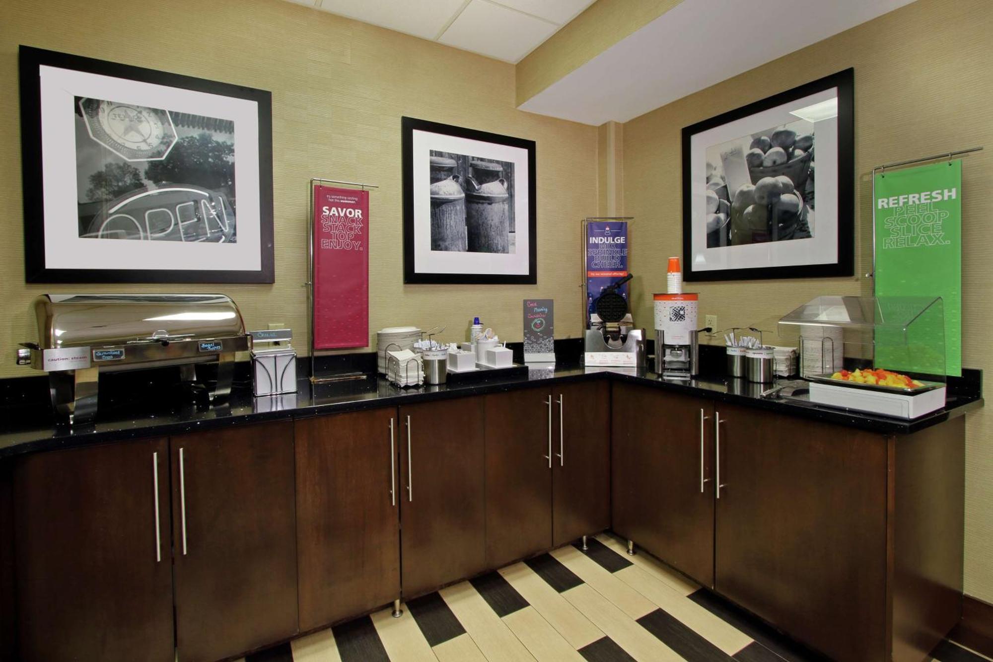 Hampton Inn Ashtabula Austinburg Экстерьер фото