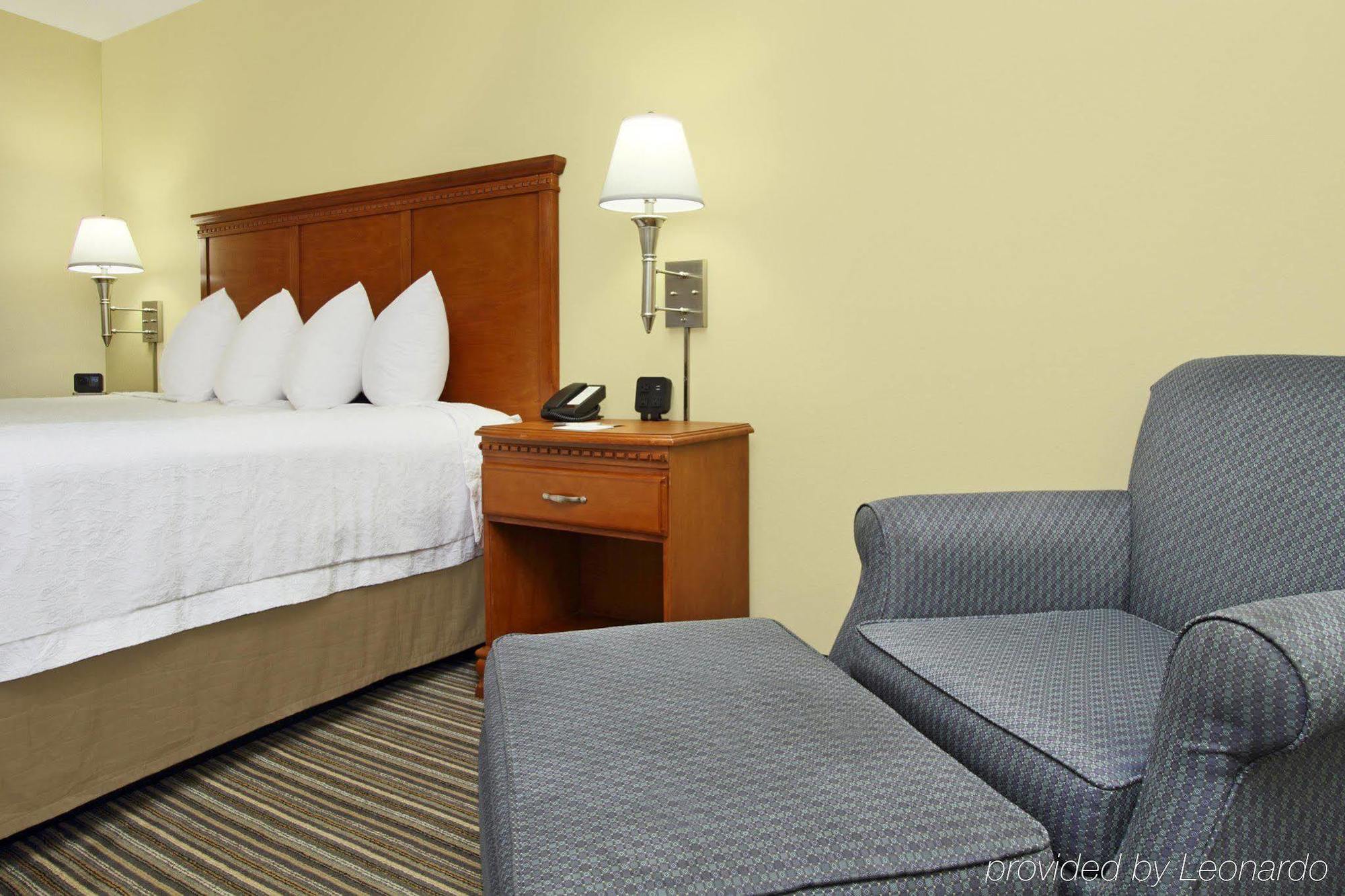 Hampton Inn Ashtabula Austinburg Экстерьер фото